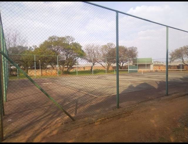 811M² VACANT LAND FOR SALE IN ELANDSFONTEIN SH